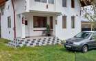 Casă cu 3 camere cu Teren 478 Mp în Central - 1