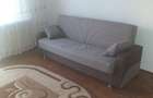Vand apartament cu 3 camere, zona 9 Mai - 2