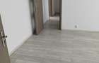 De inchiriat apartament de 3 camere nemobilat - 1
