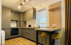 Apartament cu 2 camere decomandat în Tractorul - 10
