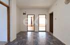 Vanzare casa spațioasă cu grădină 194 mp utili 439 mp teren Ghimbav Str Merilor