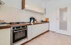Apartament cu 3 camere decomandat în Sisești - 3