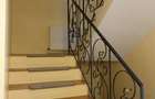 Casă cu 5 camere în Central - 8