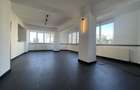 Apartament cu 4 camere decomandat în Barbu Văcărescu - 3
