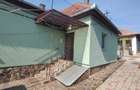 Casă individuală cu 3 camere cu Canalizare în Dâmbul Rotund - 2