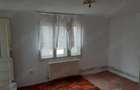 De vanzare casa +curte - 9