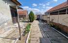 Casa cu gradina de vanzare, oras Ineu, jud. Arad - 2