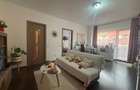 Pret euro Apartament 3 camere 57mp,intermediar , balcon,parcare, boxa - 2
