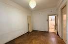 Apartament cu 2 camere decomandat în Calea Victoriei - 4 Apartament cu 2 camere decomandat în Calea Victoriei - 4