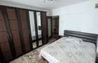 Apartament cu 3 camere în Bd. Independenței - 5
