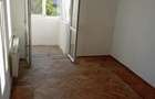 Apartament cu 4 camere semidecomandat în Titan - 1