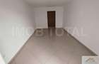 Spatiu central Pitesti, zona BCR, comision 0% - 4