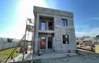 Casă cu 4 camere cu Teren 300 Mp în Central - 1