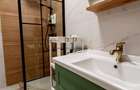 Apartament cu 3 camere semidecomandat în Central - 8