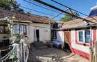 Casă cu 7 camere cu Canalizare în Central - 2