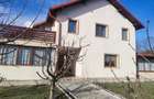 Casa de vanzare - 4 camere - Buhusi - 580 mp - 1