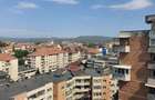Apartament cu 3 camere în Central - 2