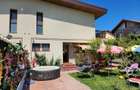 Vila P+1 5 camere, util 150mp teren 300mp toate utilitatile - 3