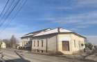 Spațiu comercial, de 2,100 mp, în Central - 1