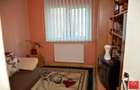 Apartament cu 4 camere semidecomandat în Tractorul - 3