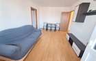 Apartament 2 semidecomandate, zona Milcov - 1