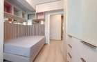 Apartament cu 3 camere decomandat în Tractorul - 4