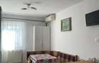 Inchiriez apartament 3 camere - 4