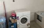 Vand casa cu toate utilitatile