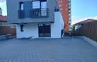 Birouri de inchiriat intre 100-200 mp in cladire moderna superfinisata