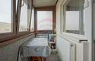 Apartament cu 3 camere decomandat în Tractorul - 9