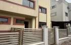 Duplex cu 7 camere cu Canalizare în Bună Ziua - 1