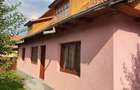 Casă cu 5 camere în Dărmănești - 1