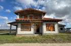 Casă individuală cu 4 camere cu Garaj în Valu lui Traian - 3