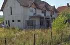 Casă cu 7 camere cu Teren 1100 Mp în Sud - 2