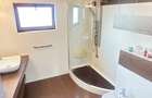 Casă cu 5 camere cu Canalizare în Exterior Vest - 19