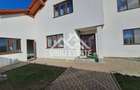 Casa Sibiu cu pivnita si garaj, curte mare - 24