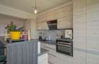 Apartament cu 3 camere decomandat în Tractorul - 7