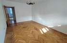 Apartament cu 3 camere decomandat în Lacul Tei - 1