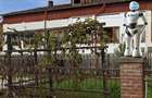 Casă cu 2 camere cu Canalizare în Central - 2