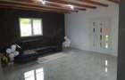 Casă cu 6 camere în Stroești - 5