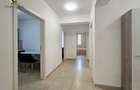 Apartament cu 3 camere decomandat în Tractorul - 3