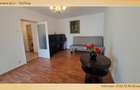 Apartament cu 2 camere decomandat în Teiul Doamnei - 3
