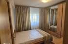 PARTICULAR inchiriez apartament 2 camere transformate in 3 - 5
