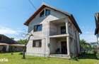 Casa / Vila cu 3 camere de vanzare