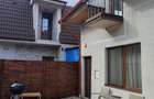 Apartament modern la curte