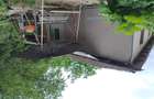 Casă cu 2 camere cu Teren 7650 Mp în Central