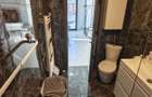 Apartament 3 camere 70mp cu terasă 50 mp , parcare inclusă