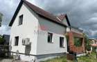 Casă cu 2 camere cu Teren 1400 Mp în Șieu