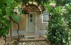 Vand casa in Chisirid. Tel: