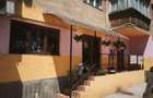 Spatiu Comercial / Apartament cu 4 camere PARTER, 83 mp, 4 intrari - Salonta - 1